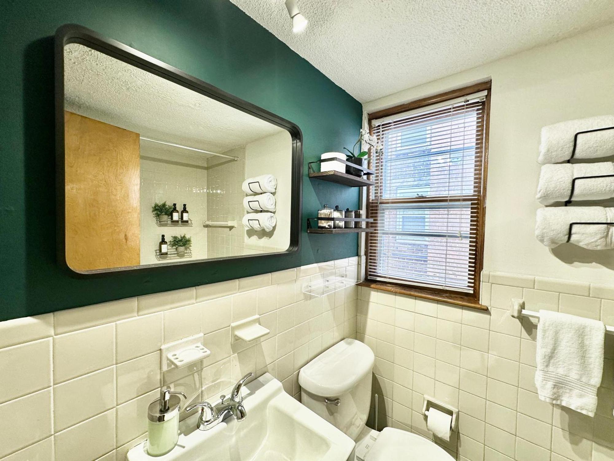 Ao Destinations - Wooster Street In Little Italy New Haven Apartment Exterior photo