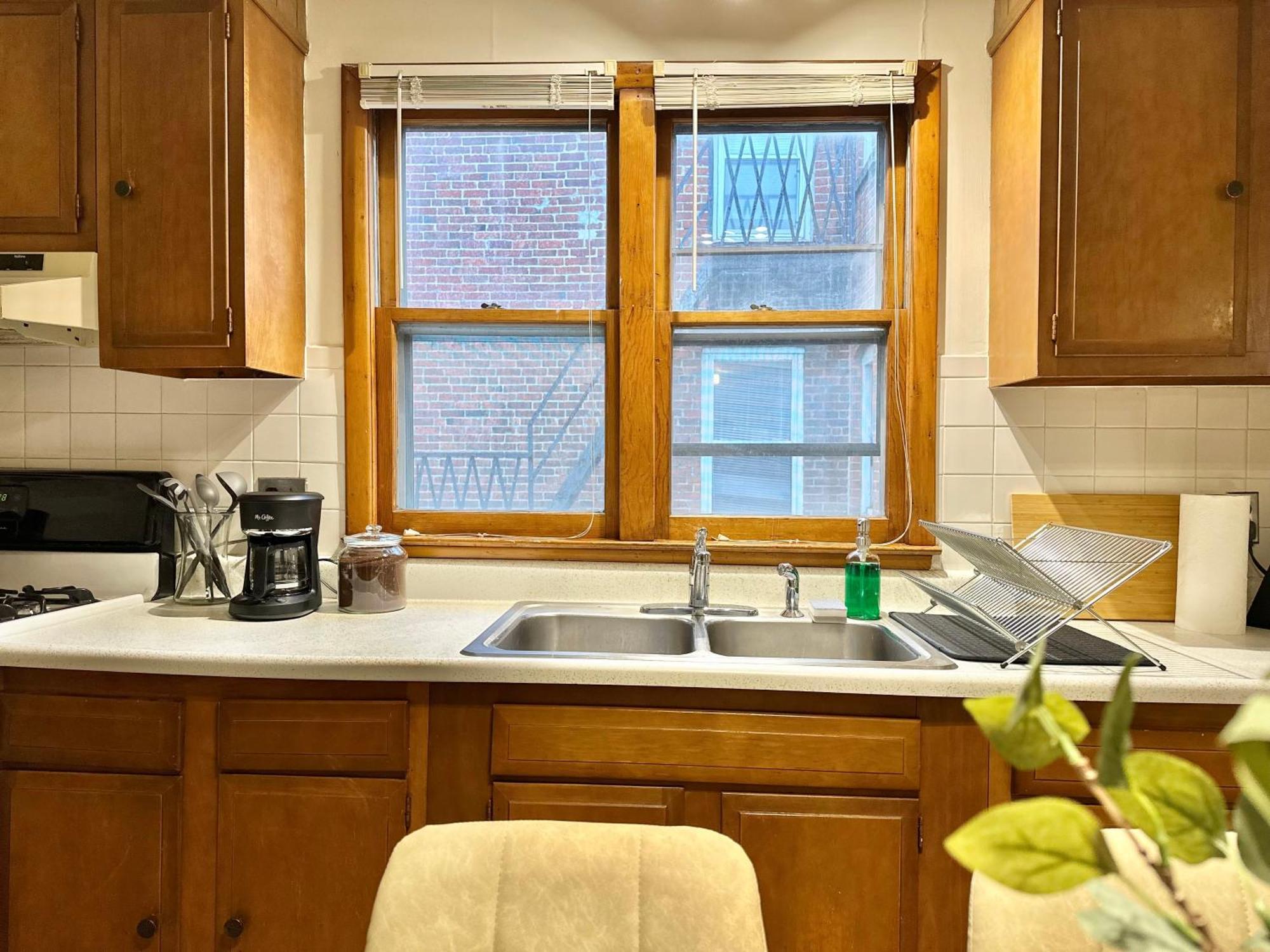 Ao Destinations - Wooster Street In Little Italy New Haven Apartment Room photo